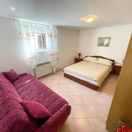 Apartmani Leonarda Jadranovo Exterior photo